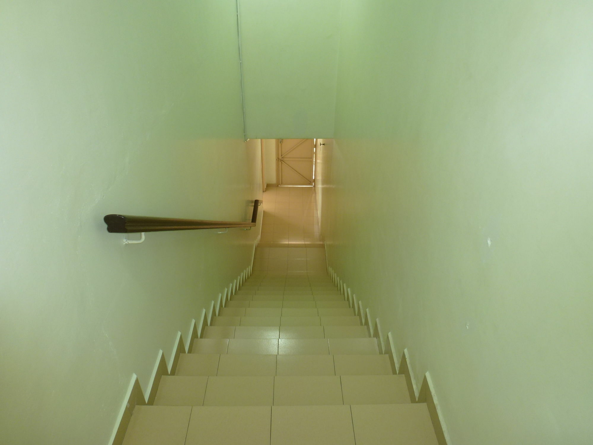 Batu Berendam Inn Kampong Sungai Putat Exterior photo